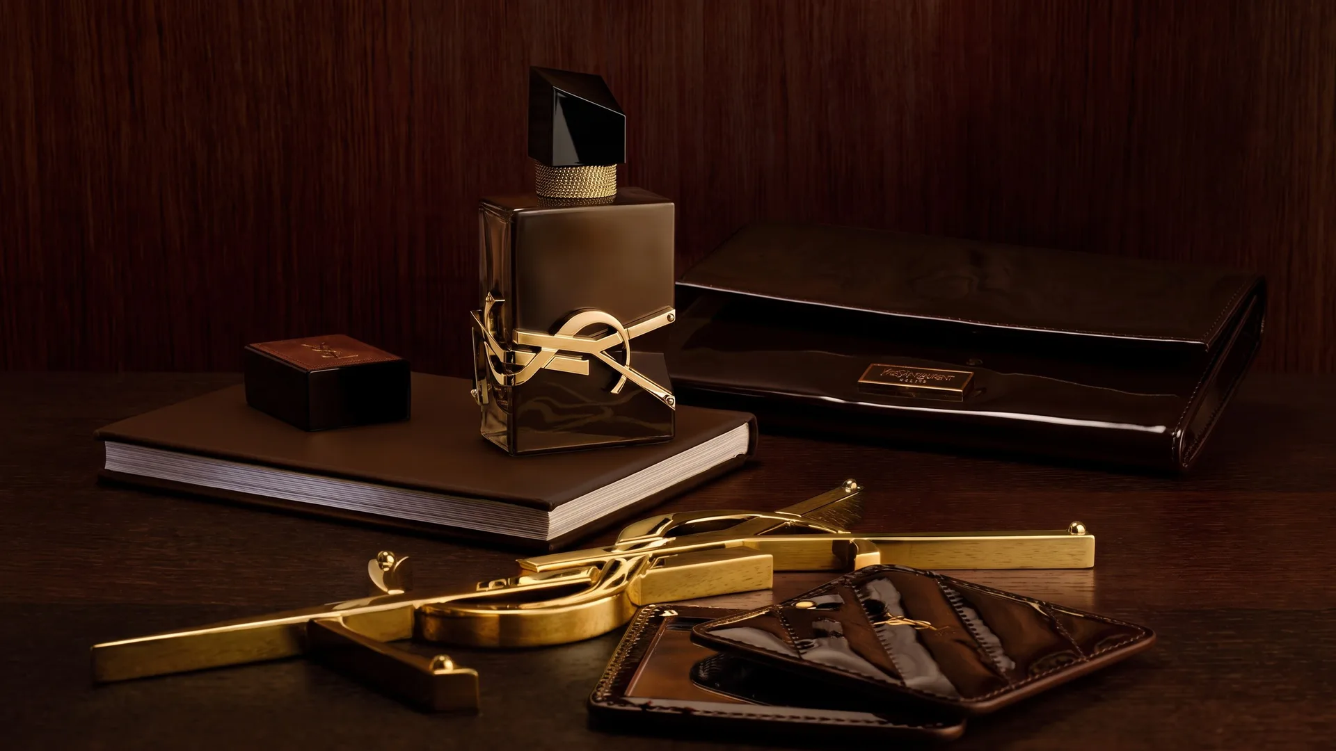 عطر «Libre Santal Couture» از YSL Beauty