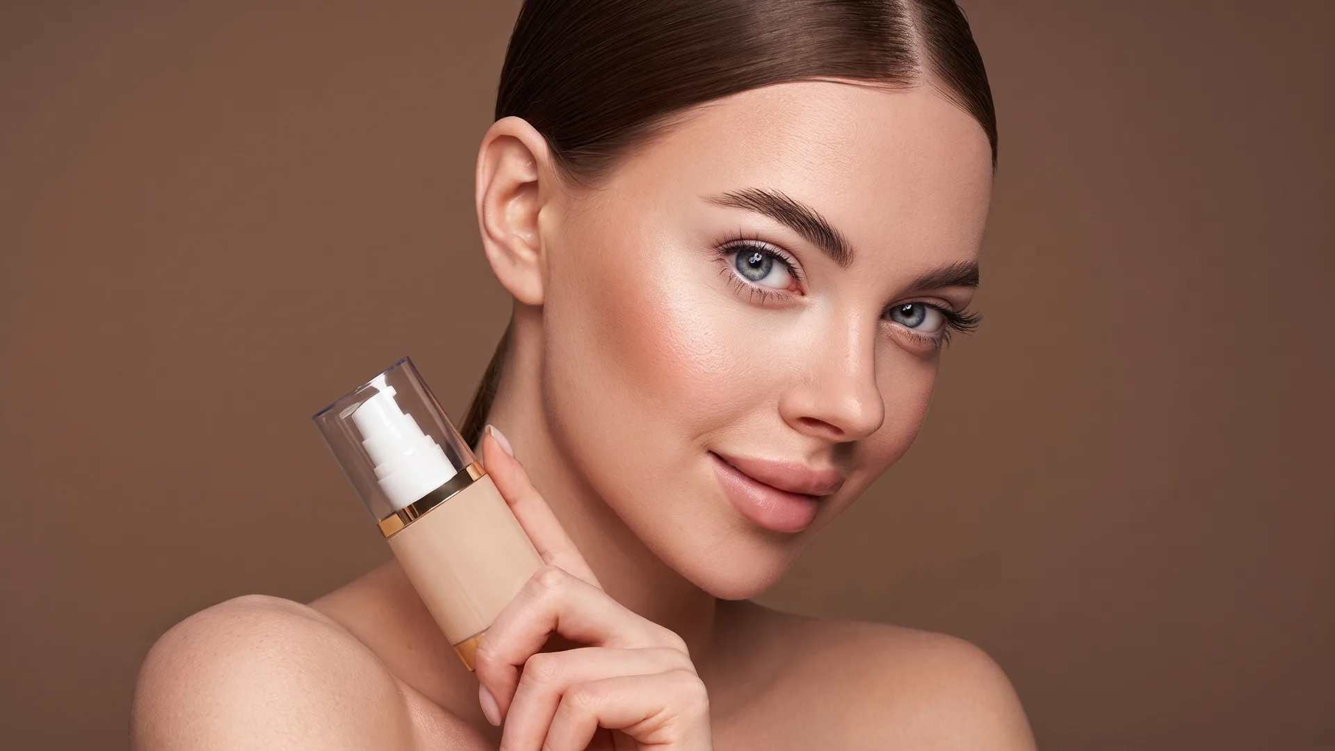 بهترین کرم‌پودر برای پوست حساس